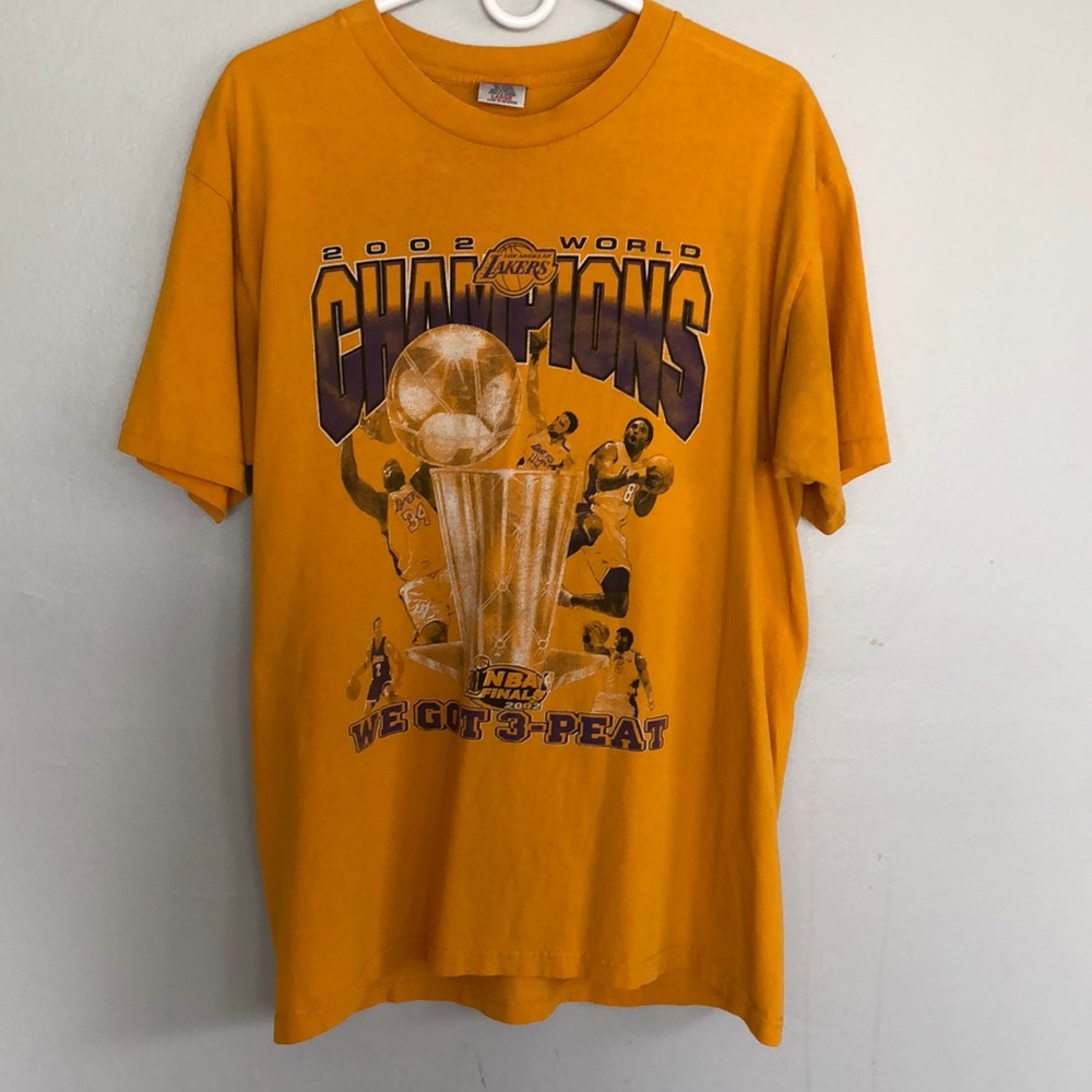 2002 Lakers Championship T-shirt